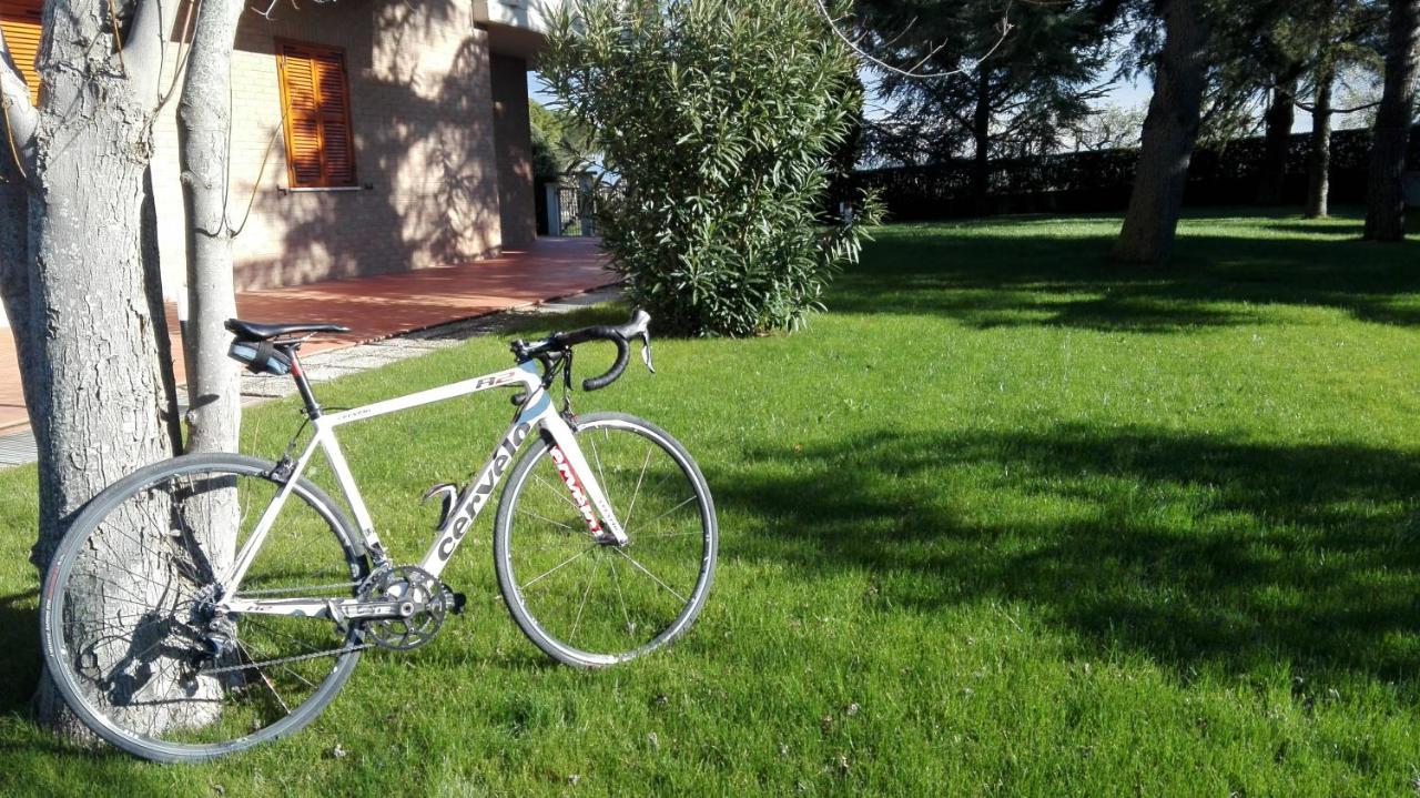 Country House Bike Friendly Famiglia Belleggia Apartment Porto Sant'Elpidio Luaran gambar